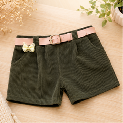 Shorts c/ cinto rosa - Verde musgo